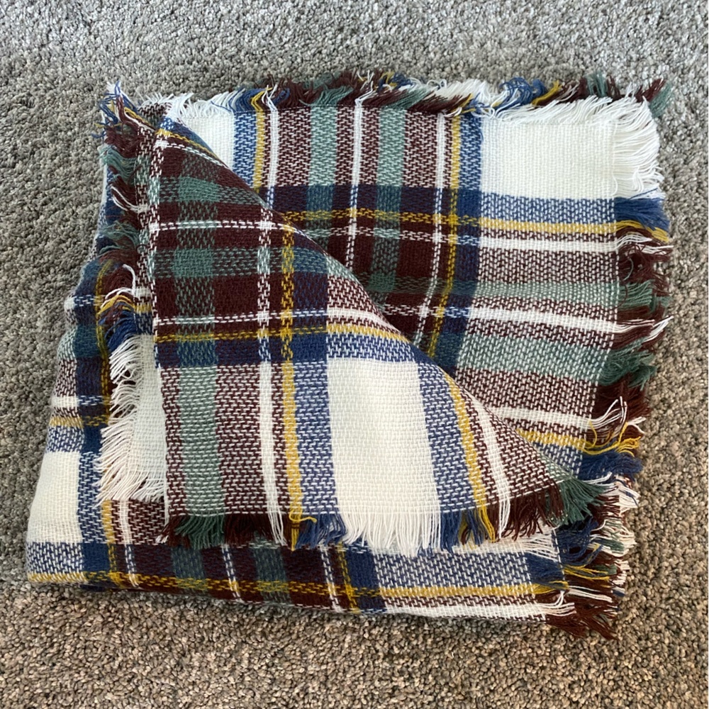 Plaid blanket scarf